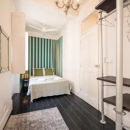 Elegant W Balcony In Bairro Alto Apartman *